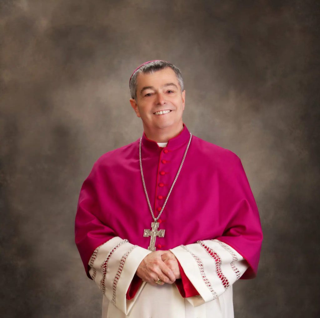 Owensboro Bishop Medley ends parish TLM and grants “permission” for Novus Ordo ad orientem instead