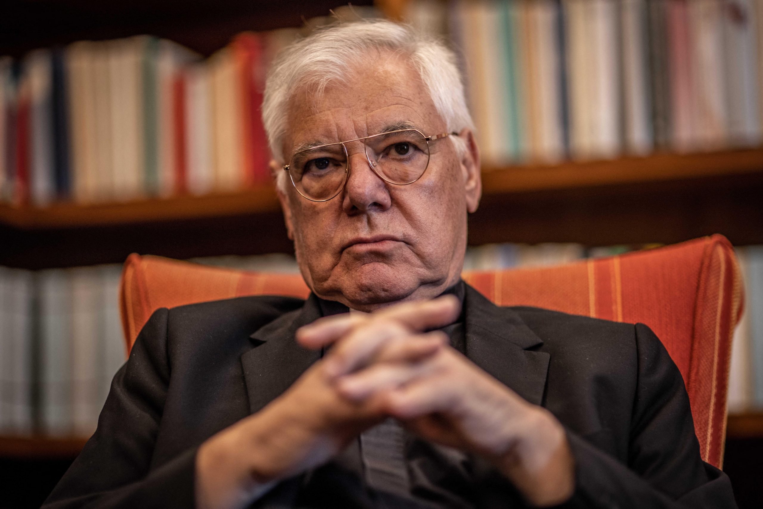 Cardinal Müller contradicts Cardinal Fernández on validity of SSPX confessions