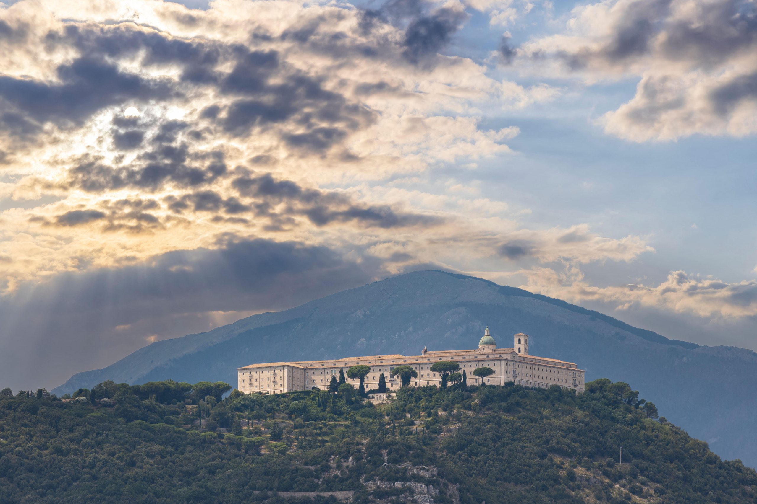 Pope Leo makes private pilgrimage to Monte Cassino