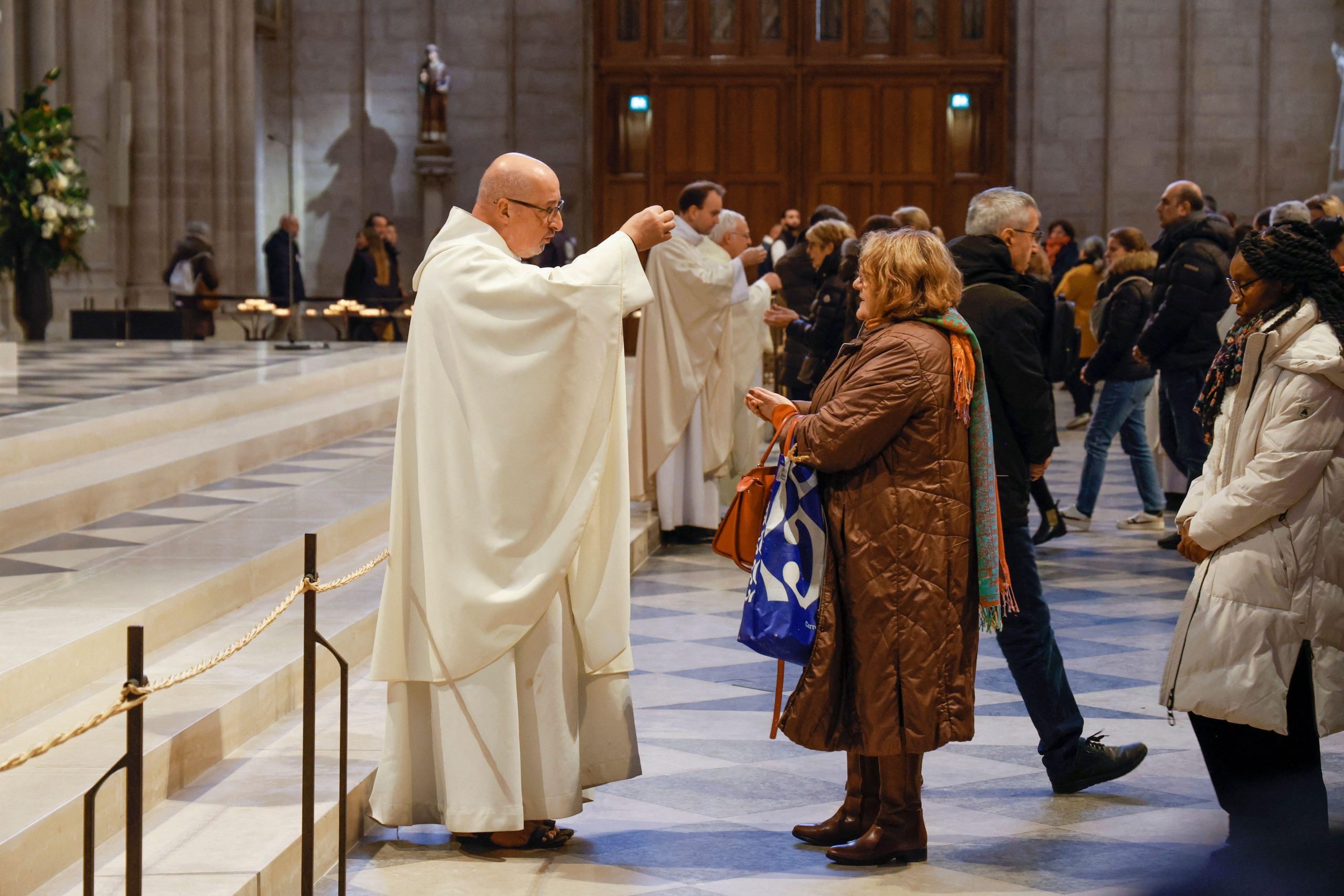 French bishop says Catholic MPs backing assisted suicide should not receive Communion