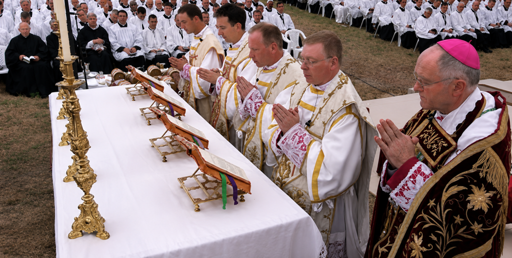 Vatican declares SSPX bishops excommunicated after Écône consecrations